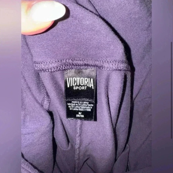 Victoria’s Secret Sport Purple Active Leggings - Picture 5 of 6